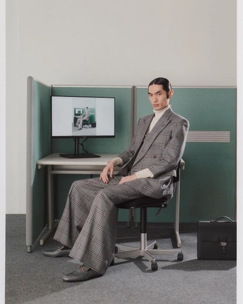 A cover of "corporate" cluster. The owner is skat3kiddo. The cluster consists of 26 elements.