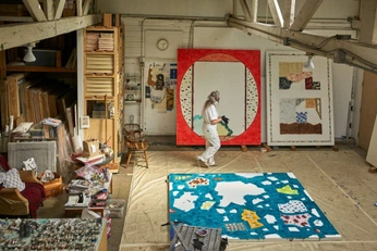 A cover of "Art studio" cluster. The owner is ericmadelaine. The cluster consists of 17 elements.