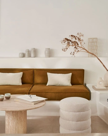 A cover of "Interior" cluster. The owner is lldemolder. The cluster consists of 4 elements.