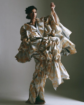 A cover of "Fashion" cluster. The owner is georgetheh. The cluster consists of 16 elements.