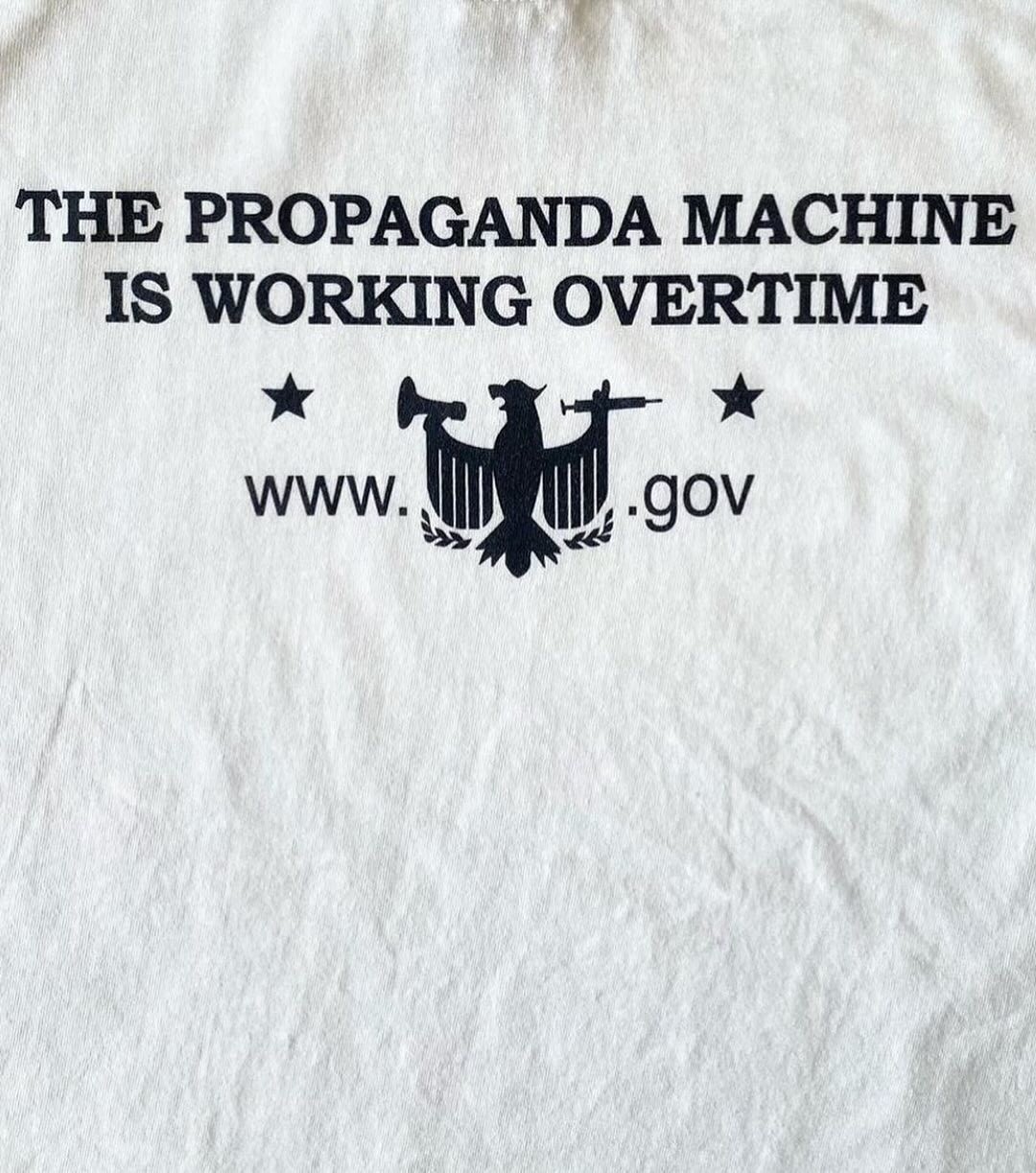 An Instagram carousel post added by sintaxera on Jan 06, 2025. The author is @downloaded.