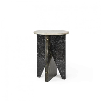 A cover of "Furniture of Desire" cluster. The owner is theeditedroom. The cluster consists of 9 elements.