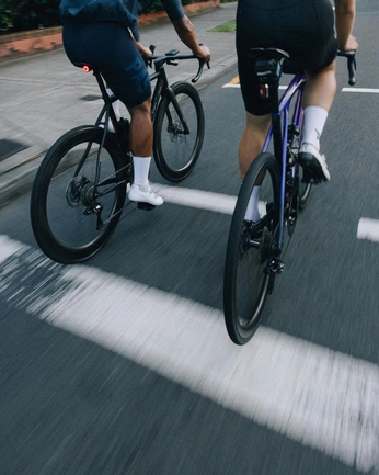 A cover of "Cycling" cluster. The owner is worldfamouss. The cluster consists of 7 elements.