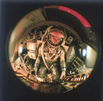 A cover of "Cool" cluster. The owner is benasg. The cluster consists of 3 elements.