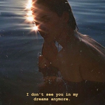 A cover of "𝑆𝑒𝑛𝑡𝑒𝑛𝑐𝑒𝑠" cluster. The owner is tyleranderson. The cluster consists of 111 elements.