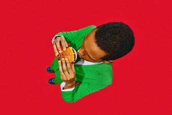 A cover of "Surrealism🧠" cluster. The owner is karla212. The cluster consists of 26 elements.