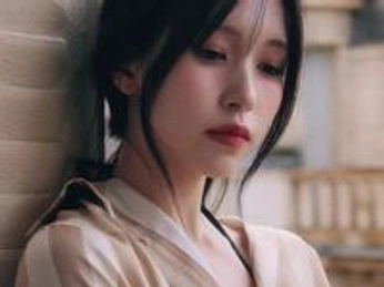 A cover of "Mi novia ❤️" cluster. The owner is regnnai. The cluster consists of 63 elements.