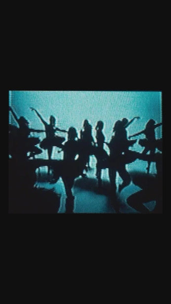 A cover of "roco" cluster. The owner is manonadl. The cluster consists of 15 elements.