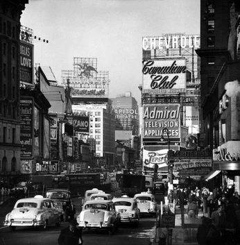 A cover of "guys and dolls" cluster. The owner is emmalinedesigns. The cluster consists of 37 elements.