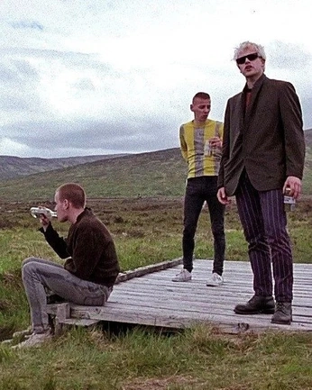 A cover of "Pose refrences" cluster. The owner is kris.pardus. The cluster consists of 1 element.