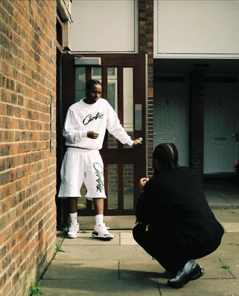 A cover of "visual opus" cluster. The owner is ro6it. The cluster consists of 20 elements.