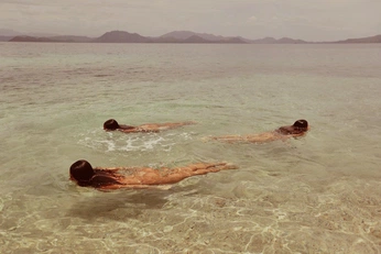 A cover of "Water" cluster. The owner is paewiosh. The cluster consists of 19 elements.