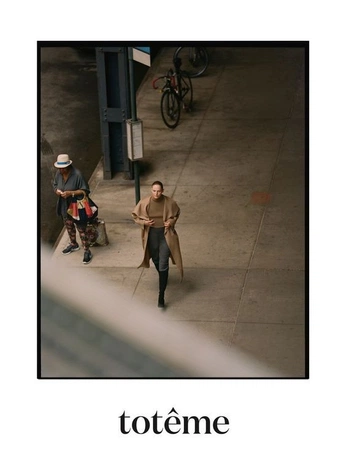 A cover of "presentation" cluster. The owner is janeincao. The cluster consists of 2 elements.