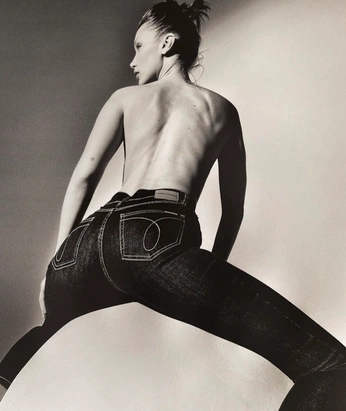 A cover of "Fashion" cluster. The owner is alain. The cluster consists of 46 elements.