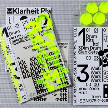 A cover of "edition" cluster. The owner is celdebaleine. The cluster consists of 1 element.