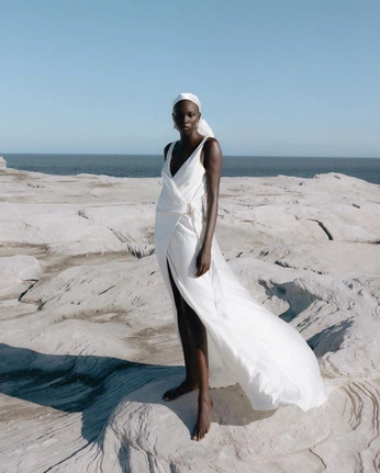 A cover of "kurnell" cluster. The owner is aislinnwalker. The cluster consists of 19 elements.