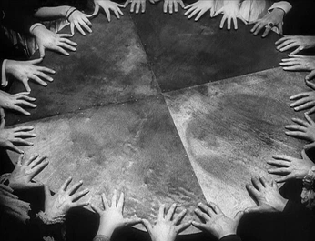 A cover of "Ouija" cluster. The owner is cantos. The cluster consists of 75 elements.