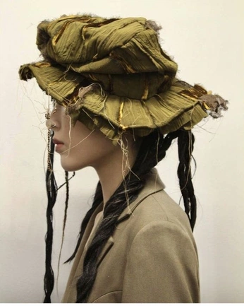 A cover of "A" cluster. The owner is mia.rey. The cluster consists of 16 elements.