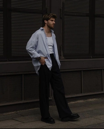 A cover of "lookerson" cluster. The owner is mendesluciano. The cluster consists of 1 element.