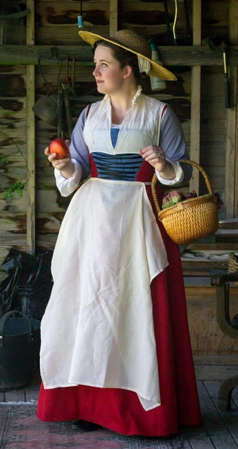 A cover of "Historical Clothing" cluster. The owner is oknight. The cluster consists of 135 elements.