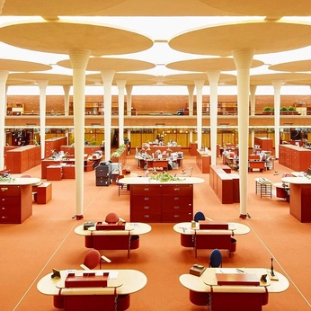 A cover of "modernism" cluster. The owner is lriddy. The cluster consists of 1 element.