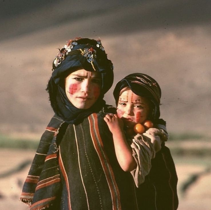 Women in Kiffa, Mauritania.