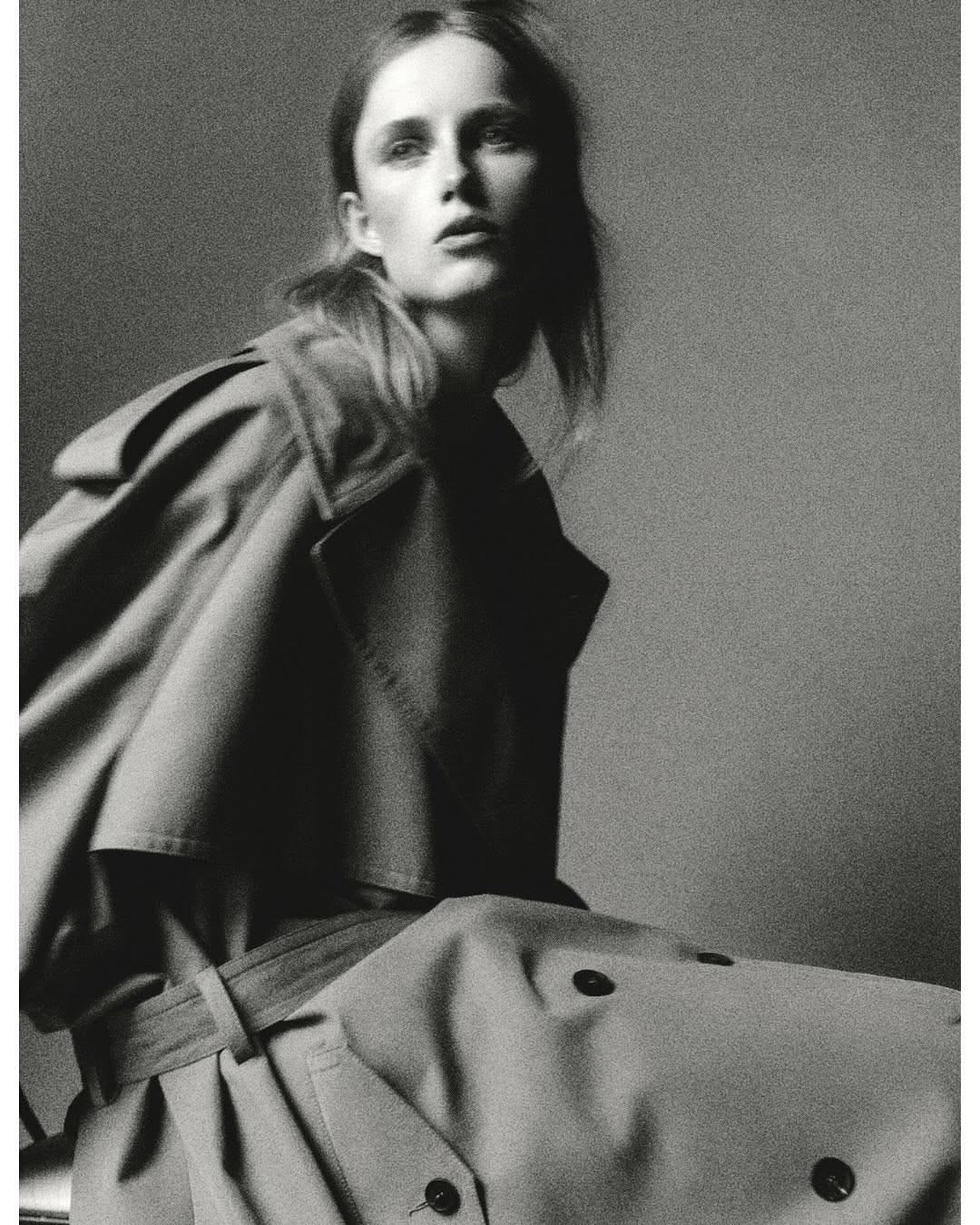 An Instagram  post added on Apr 24, 2025. The author is @artpartner. May present: robin galiegue rianne, rianne van rompaey, model.