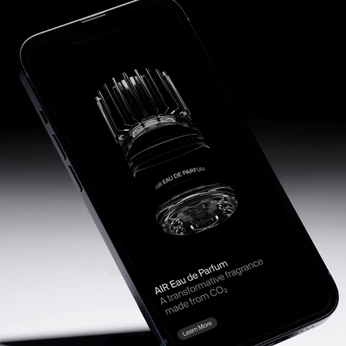 A cover of "Studies / UI/UX" cluster. The owner is noahwainwright. The cluster consists of 420 elements.