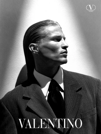 A cover of "Portraits ( Men )" cluster. The owner is visionz415. The cluster consists of 74 elements.