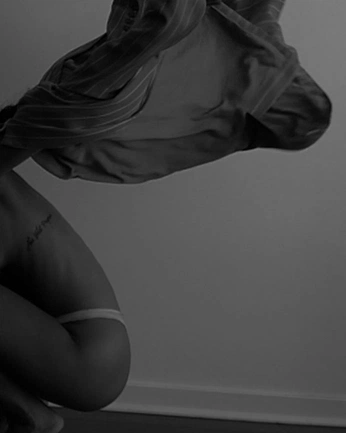 A cover of "PHOTOS" cluster. The owner is amburu. The cluster consists of 51 elements.