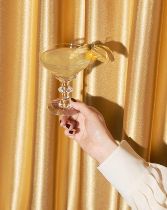 A cover of "VOURA – CITRUS SUN" cluster. The owner is 1800bry. The cluster consists of 48 elements.