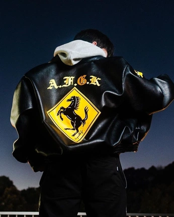 A cover of "Fashion" cluster. The owner is krishkeny. The cluster consists of 1 element.