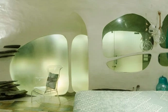 A cover of "Green" cluster. The owner is mewig. The cluster consists of 2 elements.