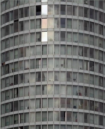 A cover of "arq" cluster. The owner is manuview. The cluster consists of 1 element.