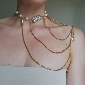 A cover of "weight" cluster. The owner is niche.ak. The cluster consists of 2 elements.