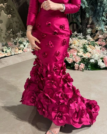 A cover of "Party clothes 💃" cluster. The owner is fatami. The cluster consists of 98 elements.