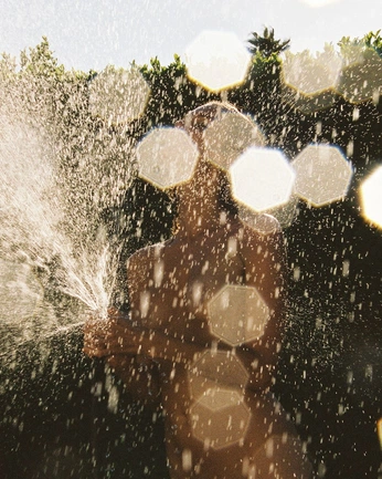 A cover of "shoot 9/07" cluster. The owner is charleyanndom. The cluster consists of 40 elements.