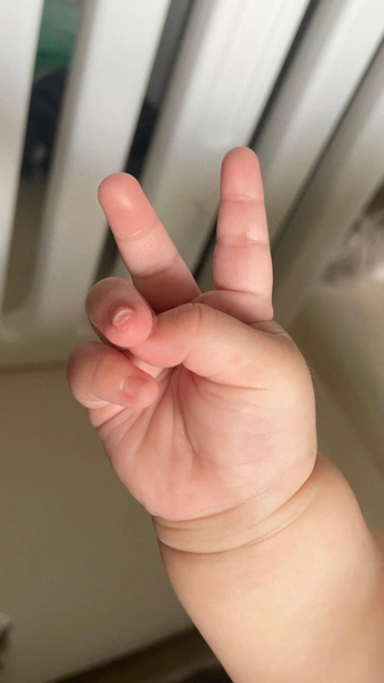 A cover of "🤯" cluster. The owner is 6161251. The cluster description is "these blow my mind ". The cluster consists of 2 elements.