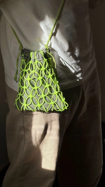 A cover of "macrame mini bag" cluster. The owner is sunlovefun. The cluster consists of 1 element.