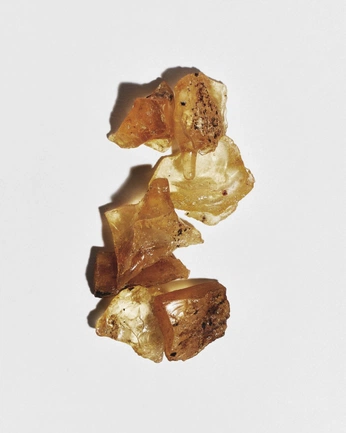 A cover of "mineral" cluster. The owner is wanguoon. The cluster consists of 152 elements.