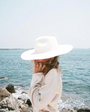 A cover of "Authentic style" cluster. The owner is evelinkangur. The cluster consists of 120 elements.