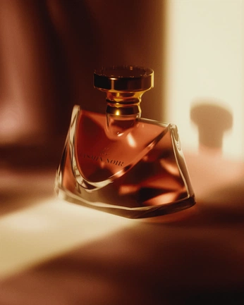 A cover of "Marie" cluster. The owner is yasminsouza. The cluster consists of 10 elements.