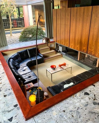 A cover of "Bunglow 1" cluster. The owner is abojel. The cluster consists of 96 elements.