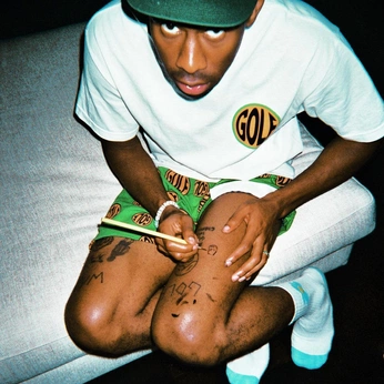 A cover of "art inspo" cluster. The owner is farteater3000. The cluster description is "yeh". The cluster consists of 110 elements.