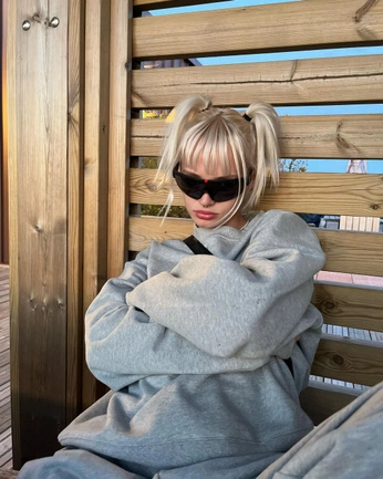 A cover of "Female Hairstyles" cluster. The owner is nicedream.tv. The cluster consists of 1 element.