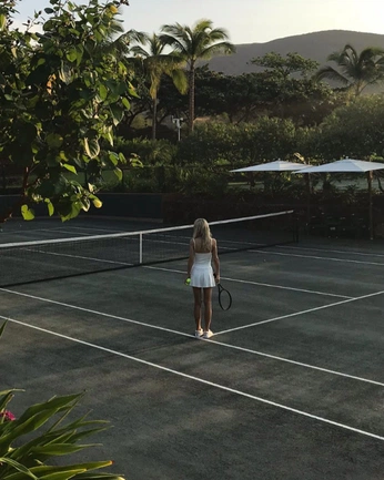 A cover of "activewear" cluster. The owner is charleyanndom. The cluster consists of 17 elements.