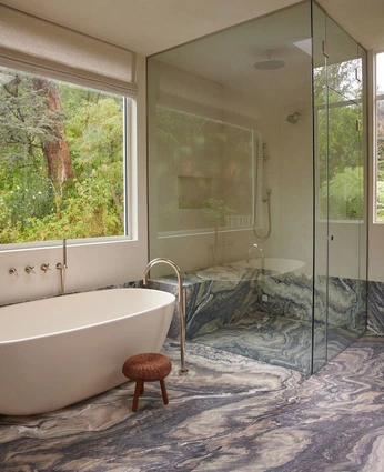 A cover of "bath" cluster. The owner is ambernicole. The cluster consists of 117 elements.