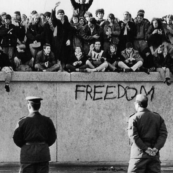 A cover of "Fight Fascism" cluster. The owner is gjgreenlea. The cluster consists of 36 elements.