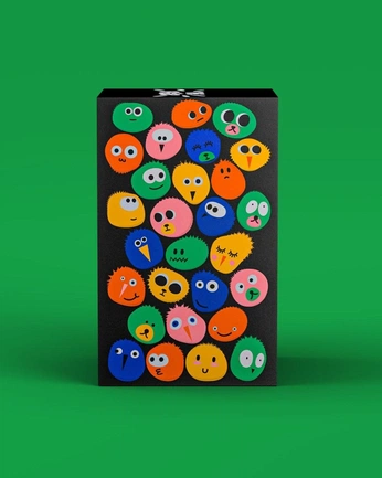 A cover of "GOODIE BAG" cluster. The owner is lookthiscoolness. The cluster consists of 19 elements.