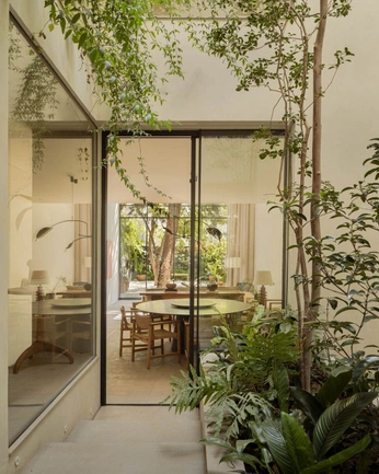 A cover of "Architecture" cluster. The owner is hawraa17. The cluster consists of 26 elements.